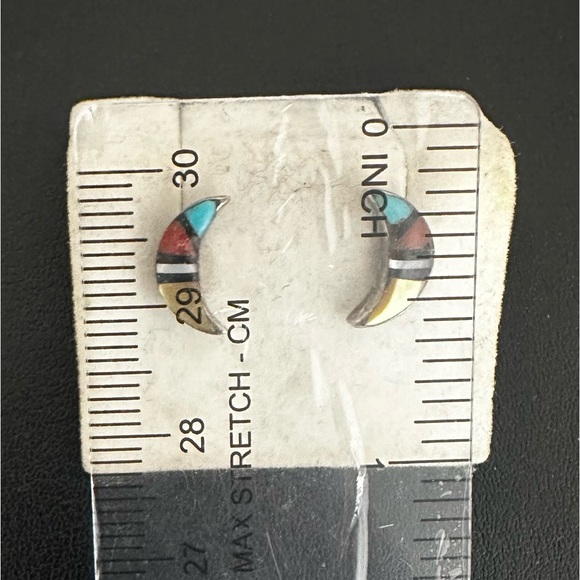 Vintage turquoise, coral multi-stone inlay crescent moon earrings. - Picture 3 of 3